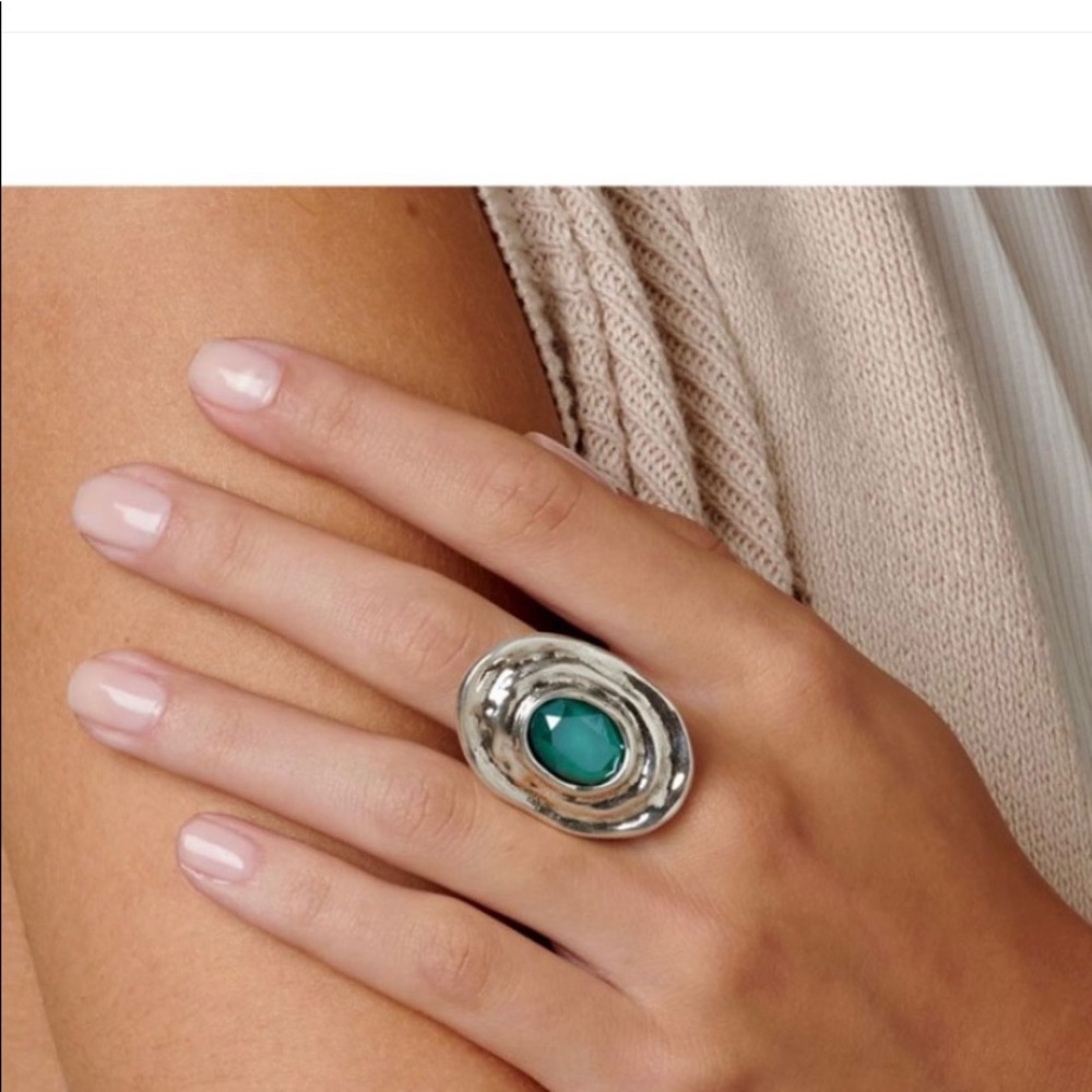 Uno De 50 ring TEOTL
COLLECTION AZTECA